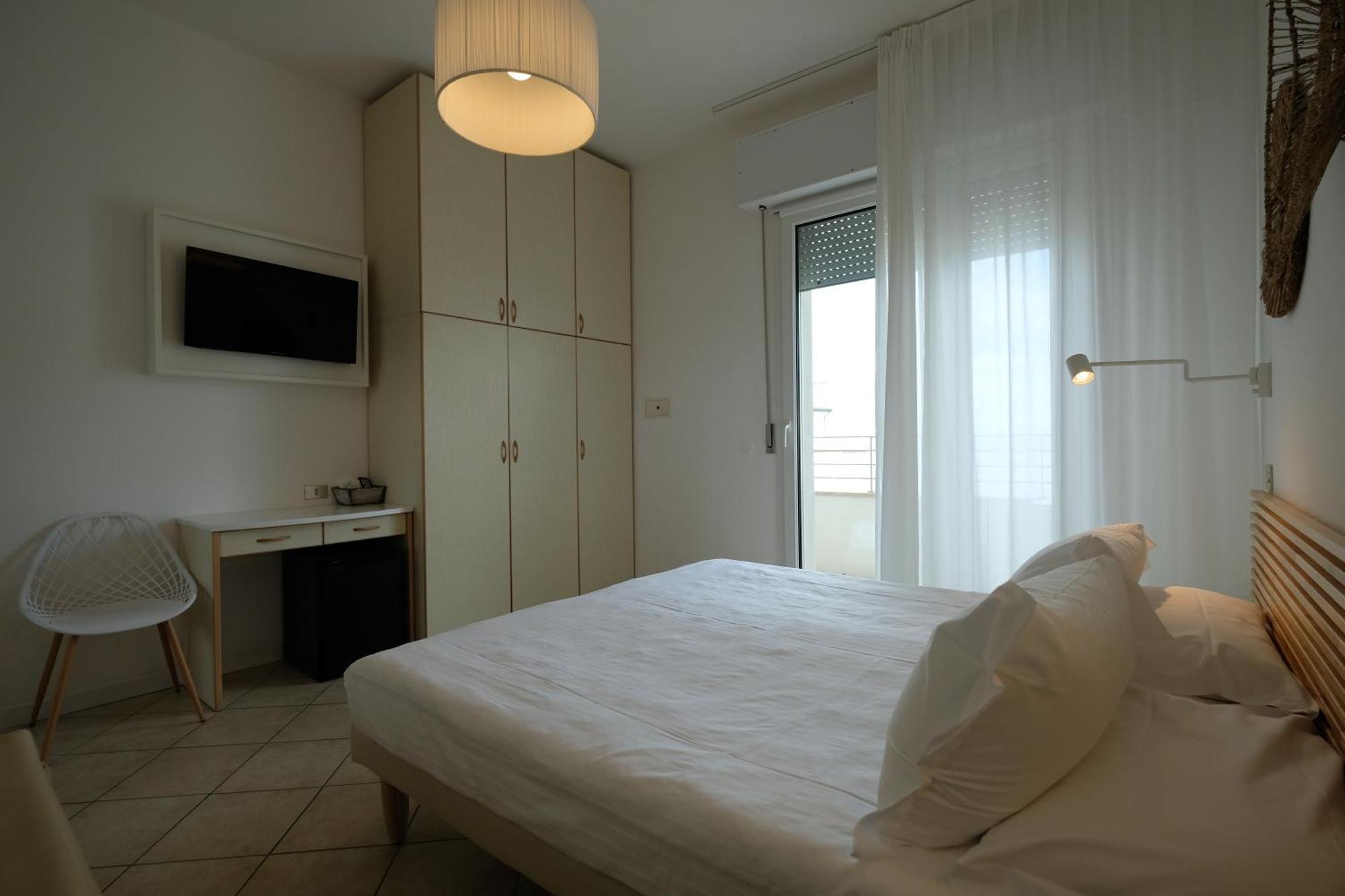 Hotel Solemare ミラノ・マリッティマ エクステリア 写真