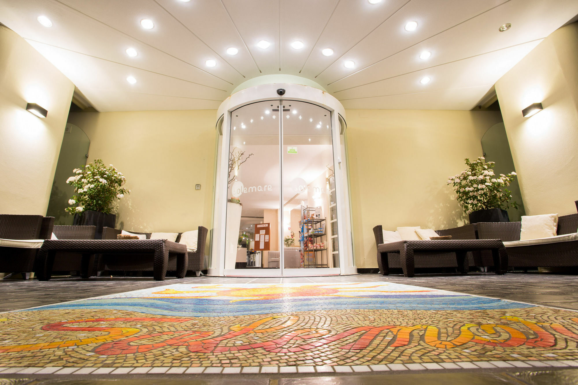 Hotel Solemare ミラノ・マリッティマ エクステリア 写真